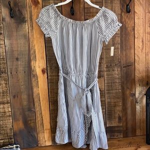Flowy stripped dress - Brand New